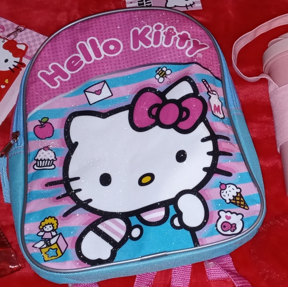 ❤SOLD❤🌸Hello Kitty Bundle - Picture 2 of 6